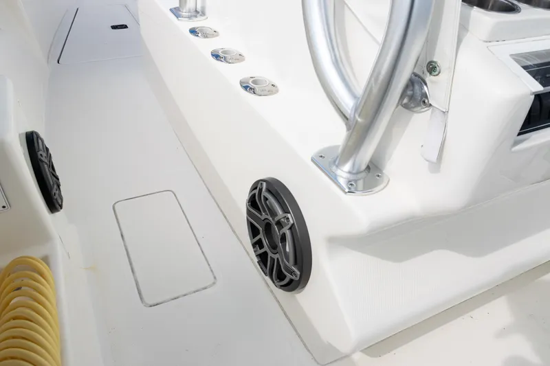 Slide: The Image of 2018 SeaVee 29 boat interior with speakers and stainless steel fittings. - 32
