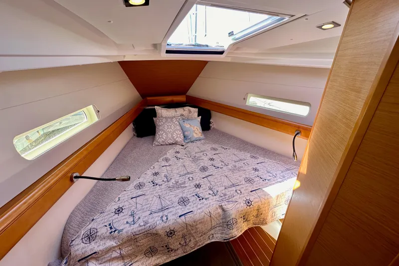 Slide: The Image of Interior of 2015 Jeanneau Sun Odyssey 409 yacht with cozy seating and bedroom. - 64