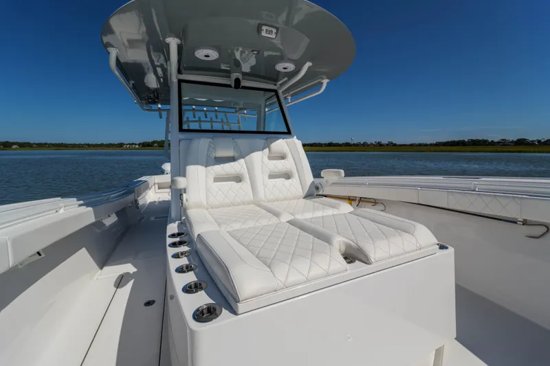 Slide: The Image of Onslow Bay TE Pelagic Predator- Bow Seating - 18