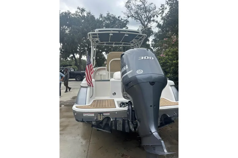 Slide: The Image of 2016 Chris-Craft Catalina 23 boat with Yamaha 300 engine, rear view. - 7