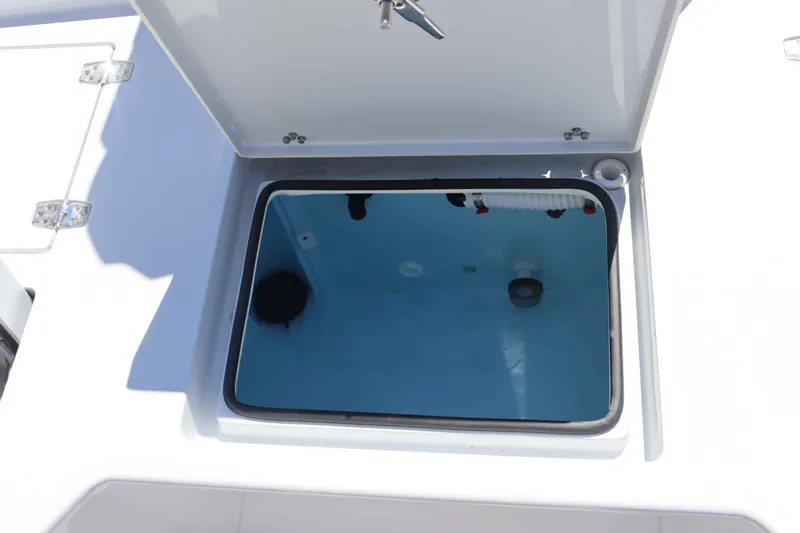 Slide: The Image of Pathfinder 2500 Hybrid 2026 - 17