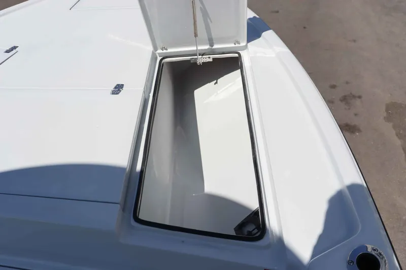 Slide: The Image of Pathfinder 2500 Hybrid 2026 - 24