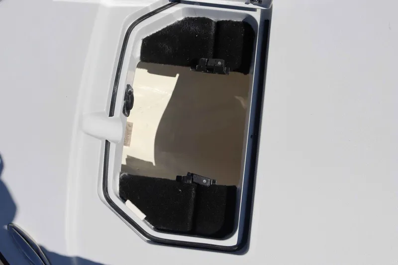 Slide: The Image of Pathfinder 2500 Hybrid 2026 - 27