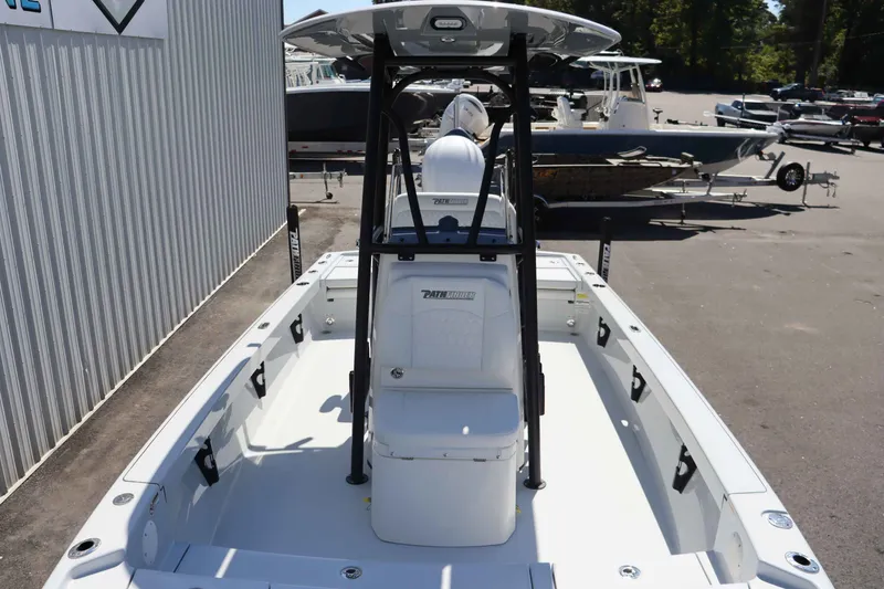 Slide: The Image of Pathfinder 2500 Hybrid 2026 - 8