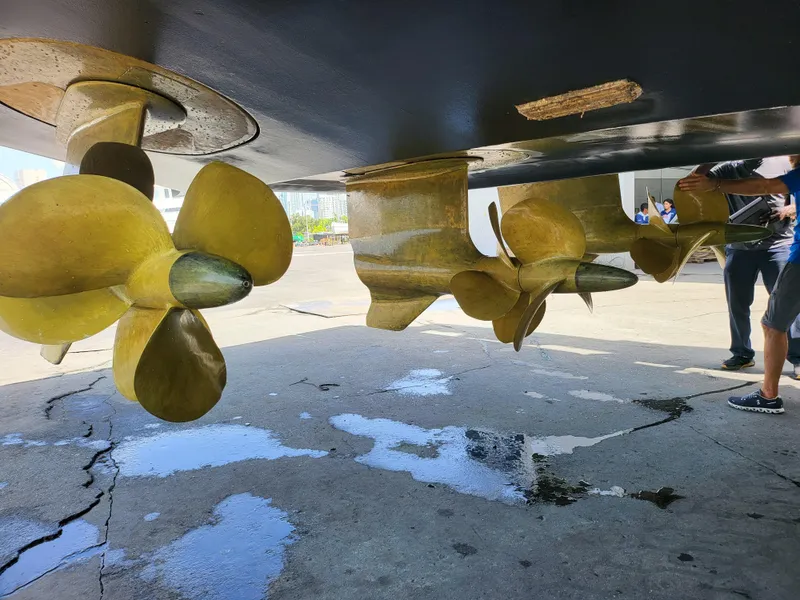 Slide: The Image of Azimut S7 2019 - 58