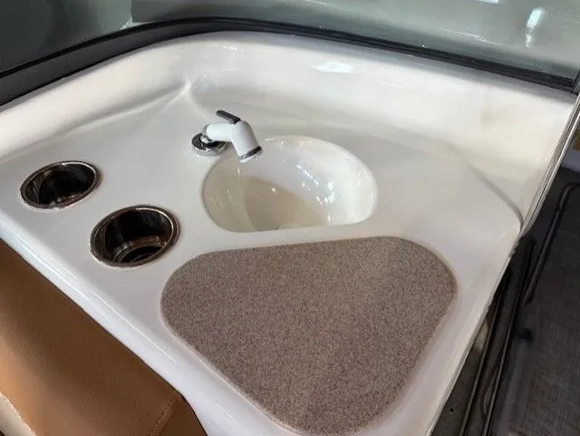 Slide: The Image of NauticStar 203 DC Sport Deck Boat 2023 - 10