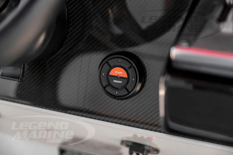 Slide: The Image of Nor-Tech 390 Sport 2026 - 19