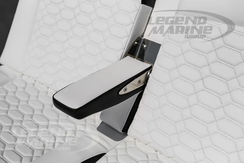 Slide: The Image of Nor-Tech 390 Sport 2026 - 45