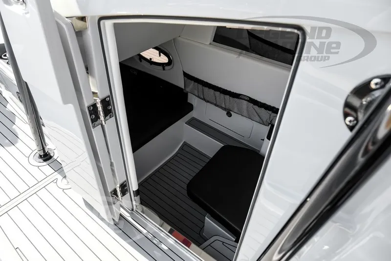 Slide: The Image of Nor-Tech 390 Sport 2026 - 58