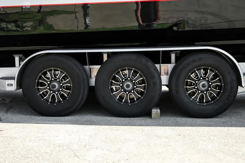 Slide: The Image of Nor-Tech 390 Sport 2026 - 83