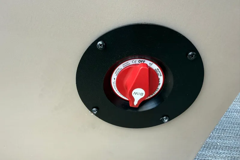 Slide: The Image of Red switch on 2025 Bentley Pontoons Legacy 223 QSB boat panel. - 17