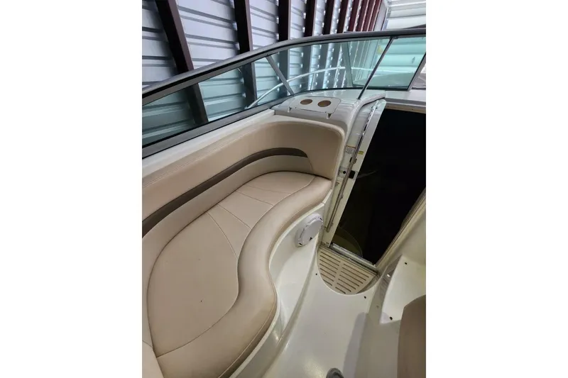 Slide: The Image of Interior of 2006 Chaparral Signature 290 boat with cozy seating and modern amenities. - 10