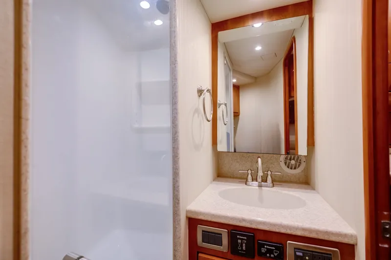 Slide: The Image of Ocean Yachts 37 Express 2015 - 20