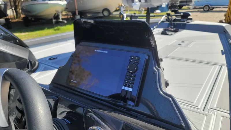 Slide: The Image of G3 Sportsman 1810 SE 2026 - 10