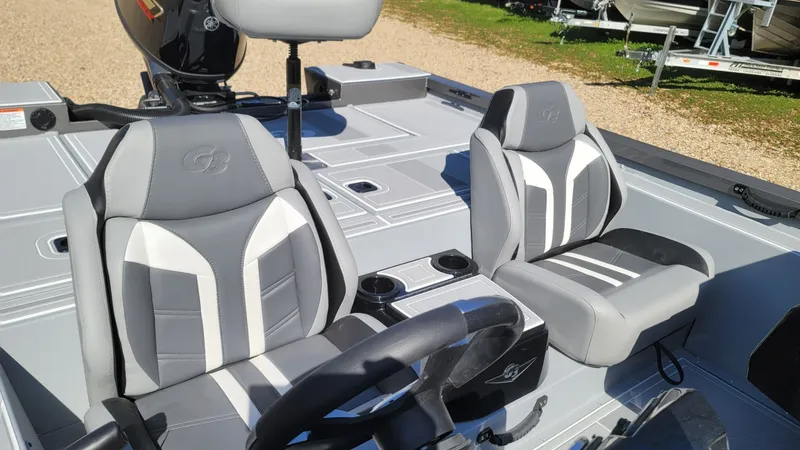 Slide: The Image of G3 Sportsman 1810 SE 2026 - 11