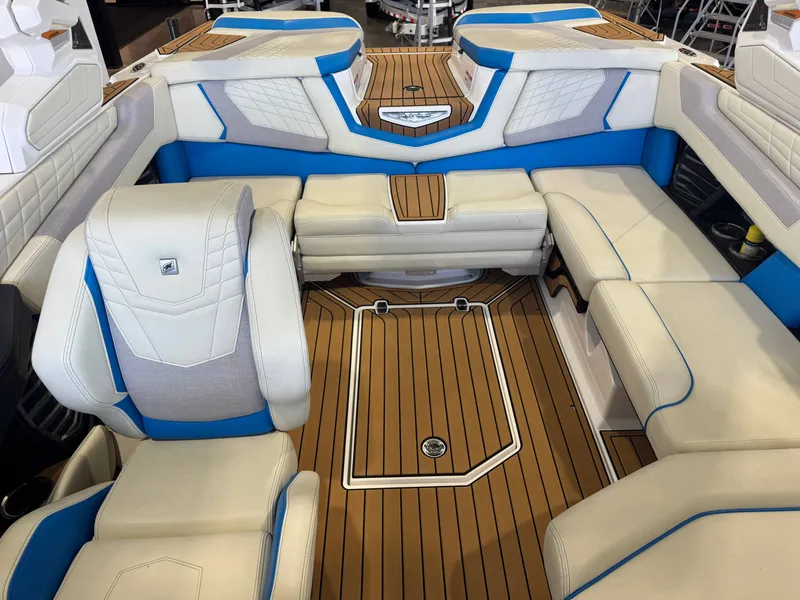 Slide: The Image of Nautique Super Air Nautique G21 2023 - 20