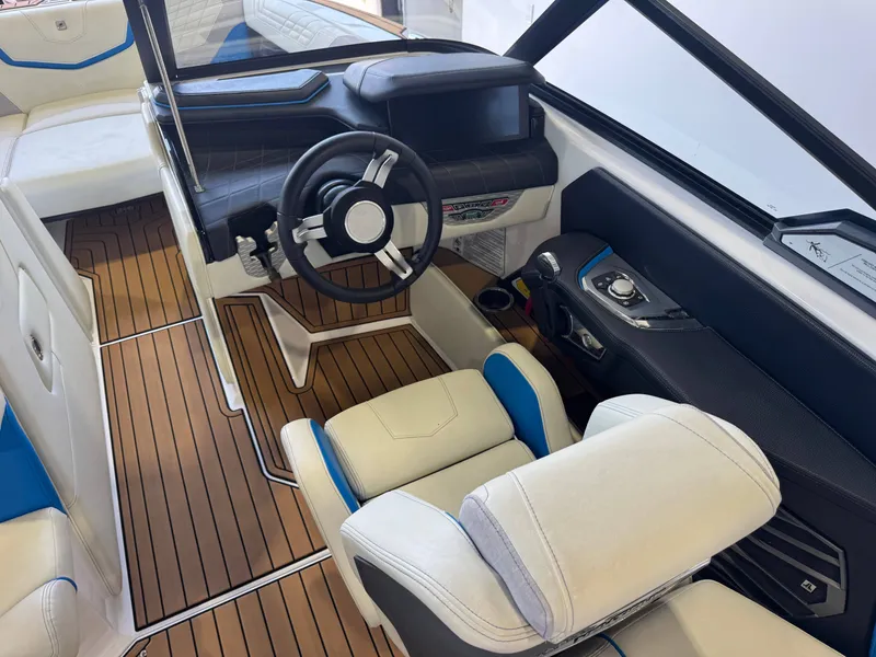 Slide: The Image of Nautique Super Air Nautique G21 2023 - 23