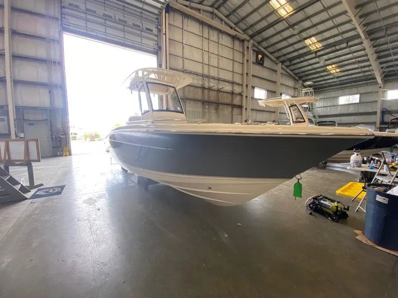 Slide: The Image of Scout 240 XSF 2026 - 2