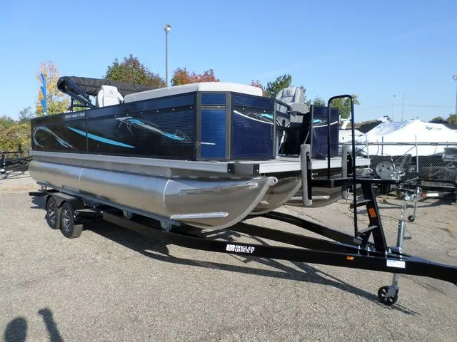 Slide: The Image of Angler Quest 8522 Family Fish LE 2026 - 2