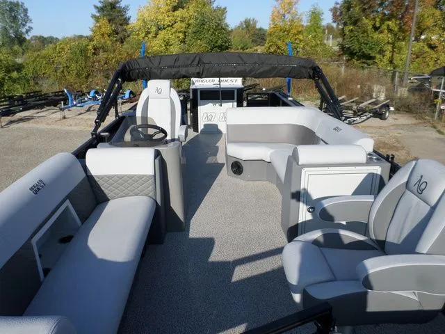 Slide: The Image of Angler Quest 8522 Family Fish LE 2026 - 3