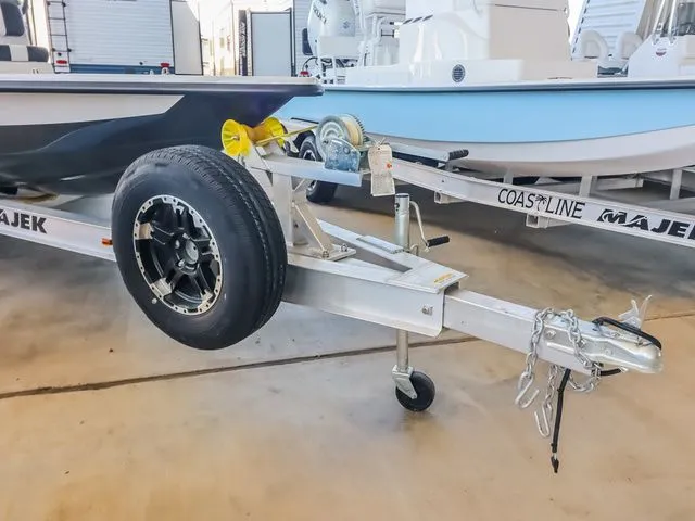 Slide: The Image of Majek 22 XTREME 2026 - 23