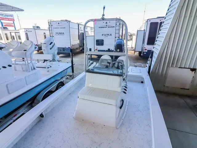 Slide: The Image of Majek 226 Illusion 2026 - 10