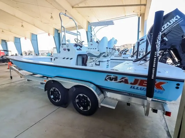 Slide: The Image of Majek 226 Illusion 2026 - 4