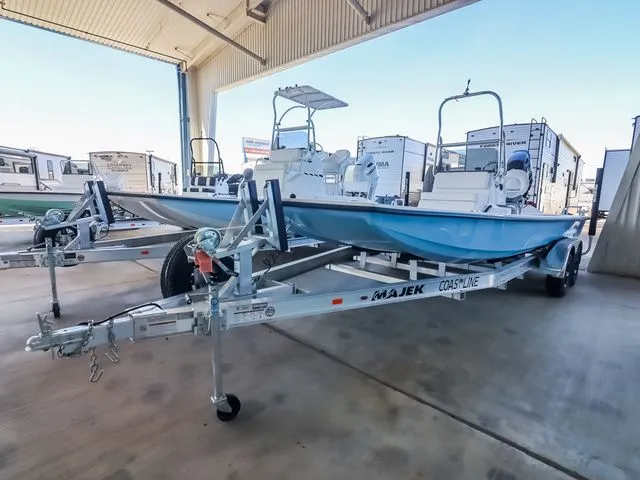 Slide: The Image of Majek 22 Illusion 2026 - 3