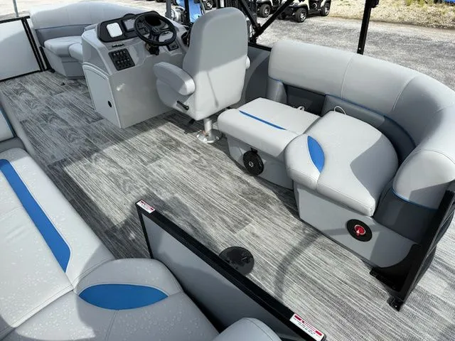 Slide: The Image of Bentley Pontoons Bolt 2026 - 10