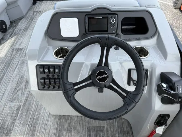 Slide: The Image of Bentley Pontoons Bolt 2026 - 11