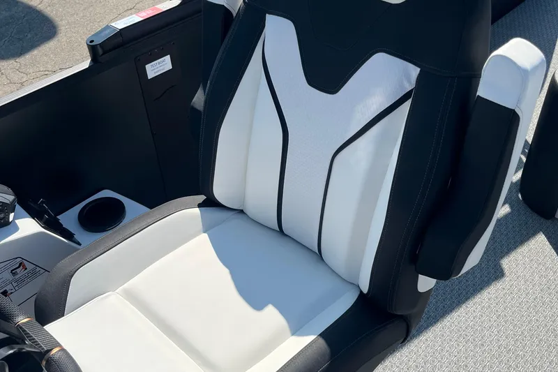 Slide: The Image of Luxury seating in 2026 Evotti 725CS boat, featuring sleek black and white design. - 9