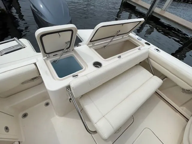 Slide: The Image of Grady-White Freedom 235 2018 - 11