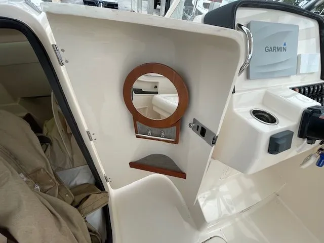 Slide: The Image of Grady-White Freedom 235 2018 - 32