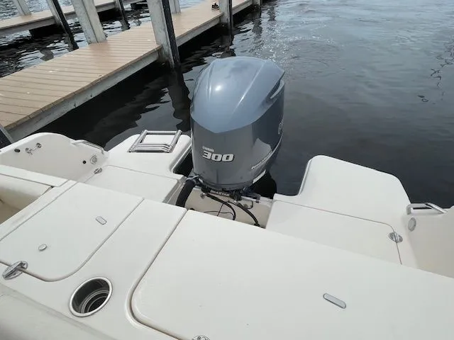 Slide: The Image of Grady-White Freedom 235 2018 - 37