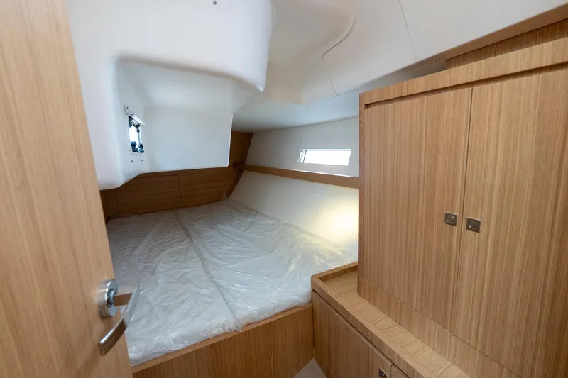 Slide: The Image of J Boats J/40 2026 - 51