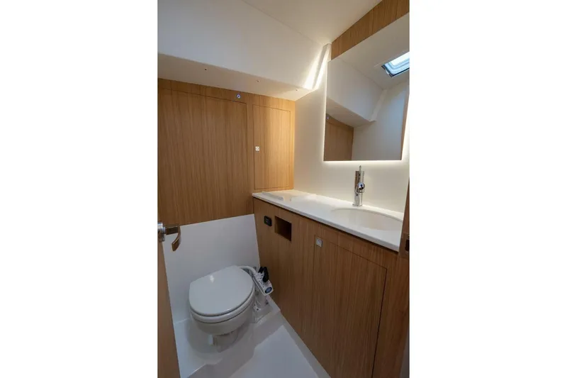 Slide: The Image of J Boats J/40 2026 - 65