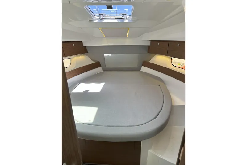 Slide: The Image of 2021 Jeanneau NC895 cabin interior with skylight and modern design. - 29