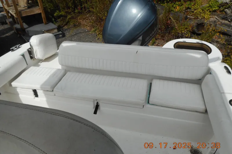 Slide: The Image of White seating area on a 2013 Sea Fox 246 Commander boat. - 16