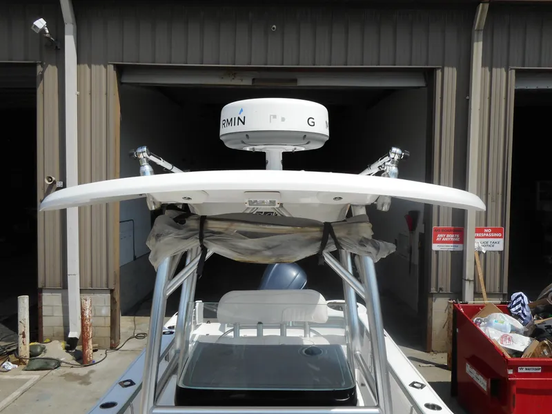 Slide: The Image of Hardtop, w/Radar, outriggers - 9