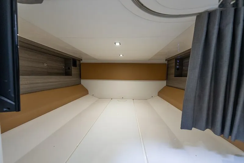 Slide: The Image of Mid-cabin - 35