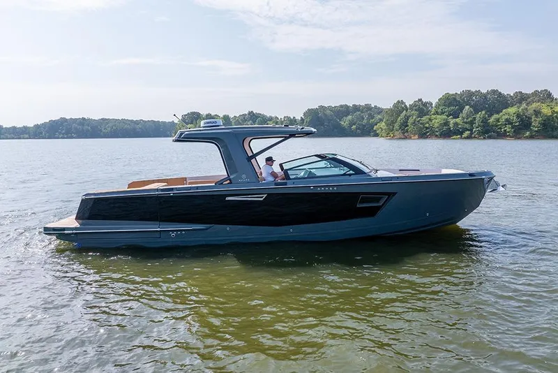 Slide: The Image of Stbd profile - 39