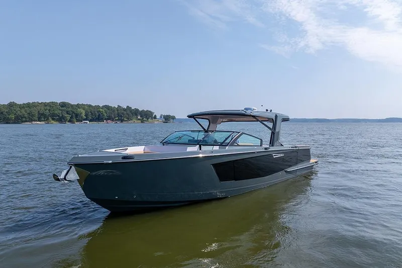 Slide: The Image of Port bow profile - 4