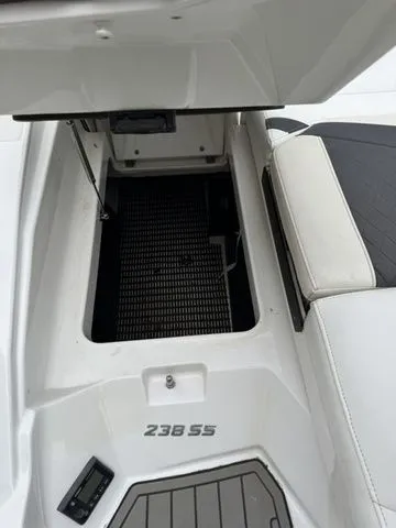 Slide: The Image of Monterey 238SS Super Sport 2019 - 16