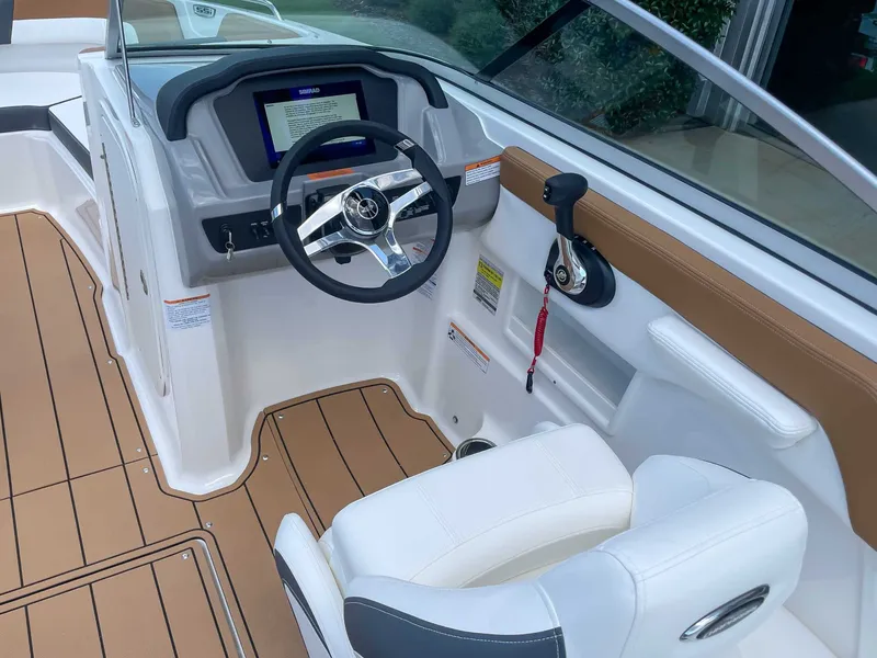 Slide: The Image of Chaparral 23 SSi OB 2025 - 15