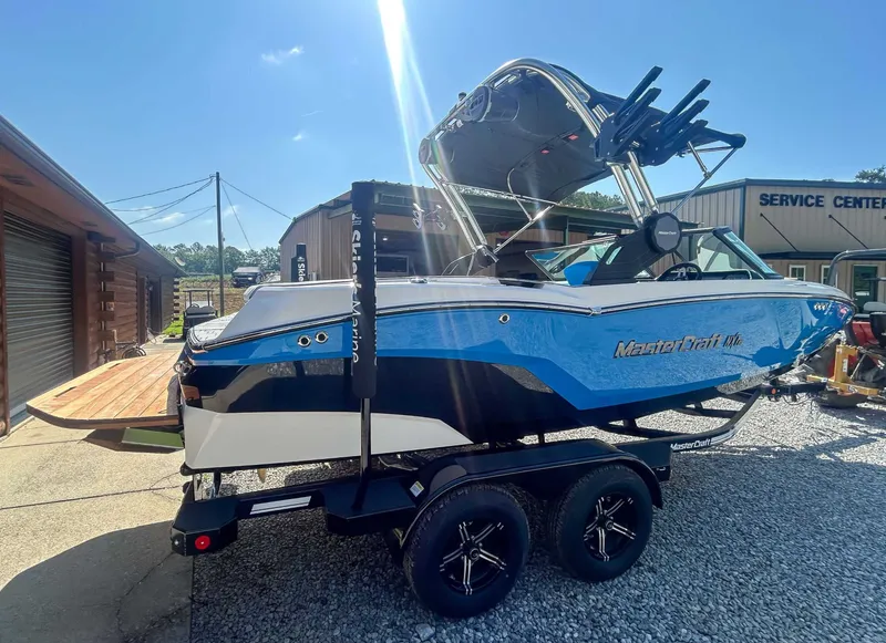 Slide: The Image of MasterCraft NXT20 2024 - 7