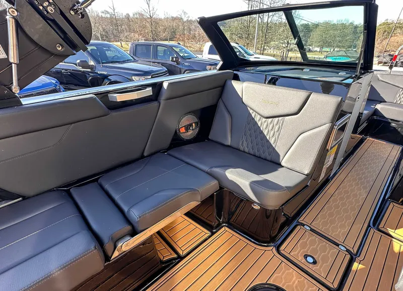 Slide: The Image of MasterCraft XT24 2025 - 10