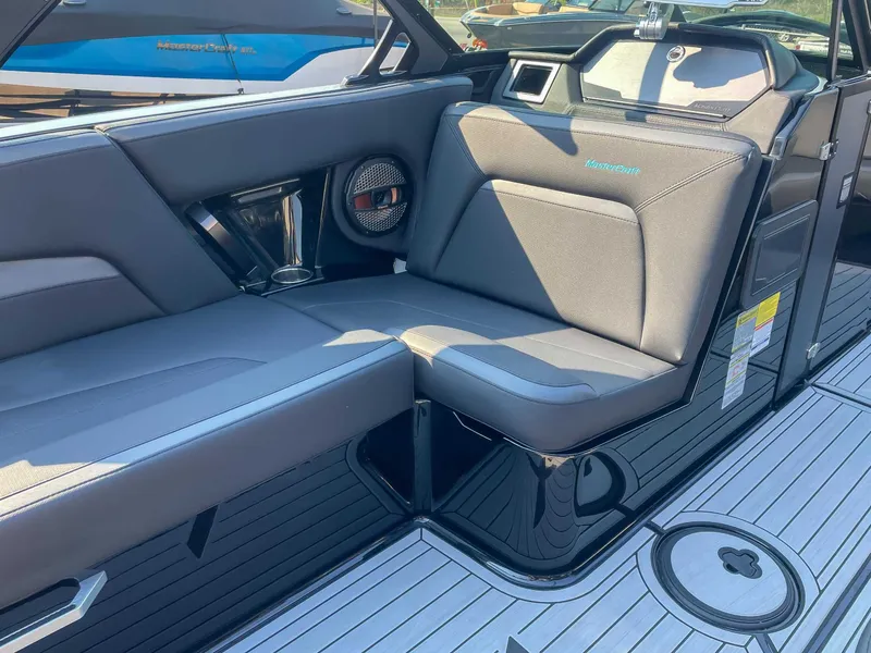 Slide: The Image of MasterCraft XStarS 2024 - 12