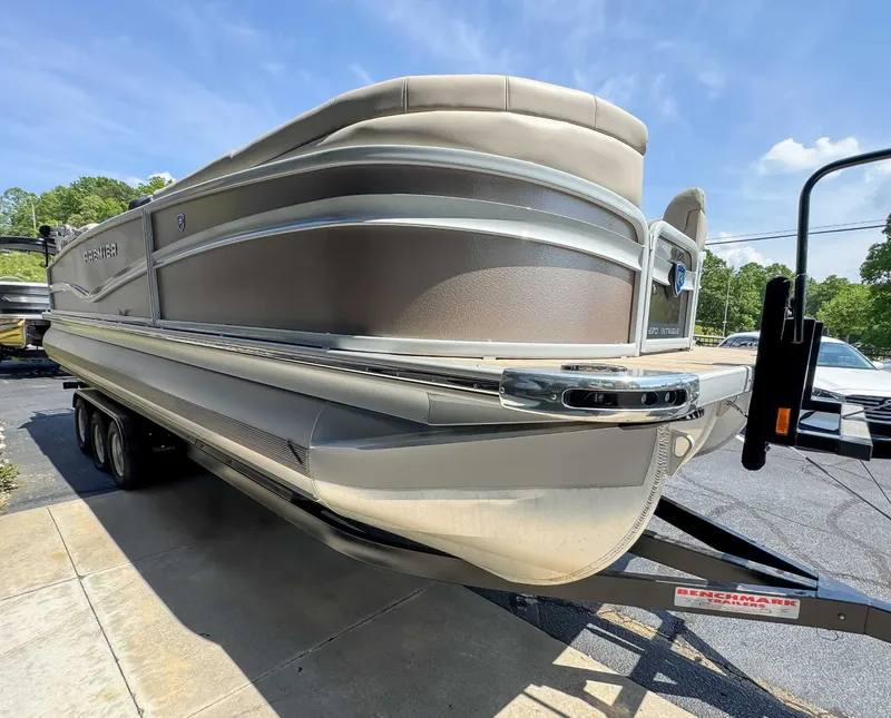 Slide: The Image of Premier 270 Intrigue RF 2024 - 5