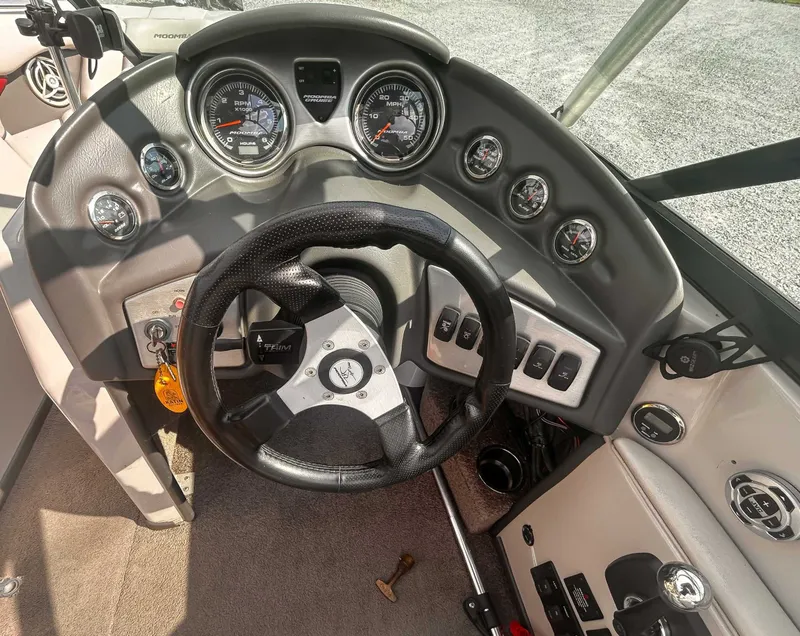 Slide: The Image of Moomba Outback V 2010 - 15