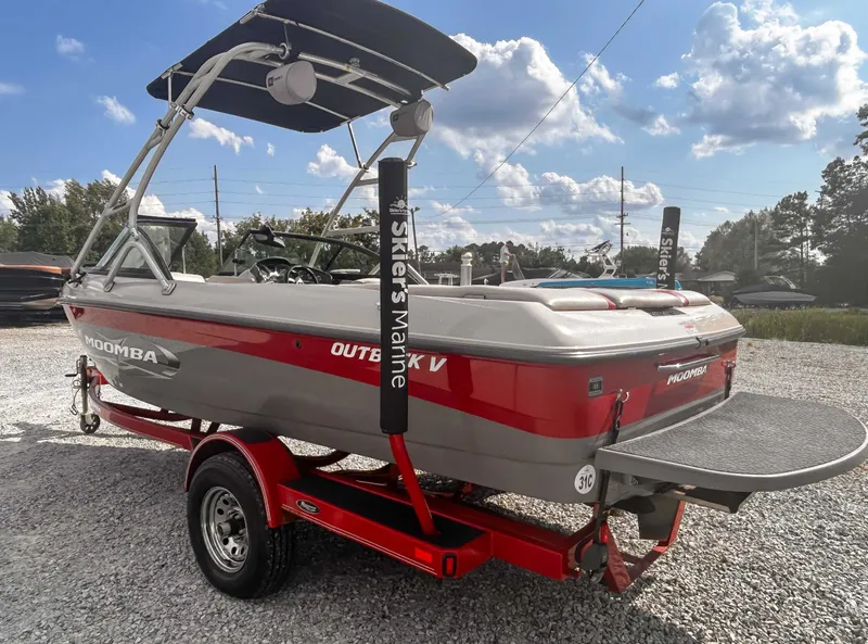 Slide: The Image of Moomba Outback V 2010 - 7